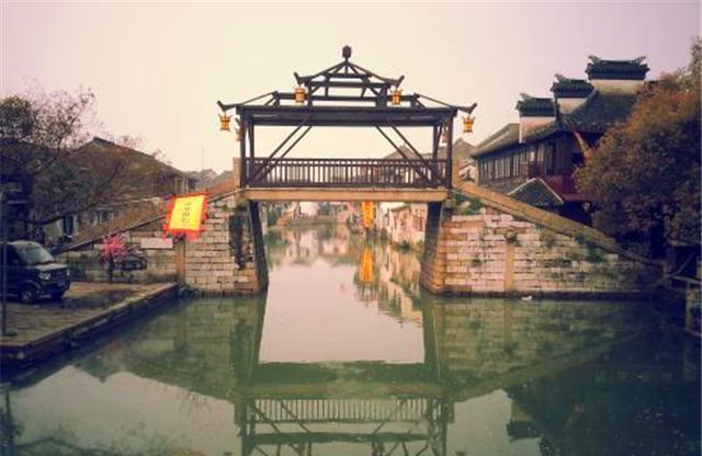 深度交流,尽在蜡笔小新:学乌龟冬眠?小新要在家里玩冬眠游戏哦